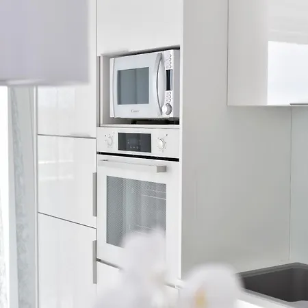 Deluxe Korina & Ramona 3* Zára