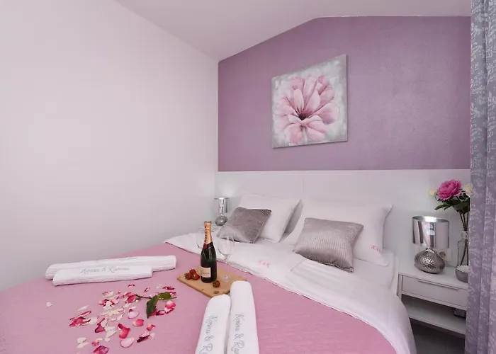 Deluxe Korina & Ramona 4* زادار