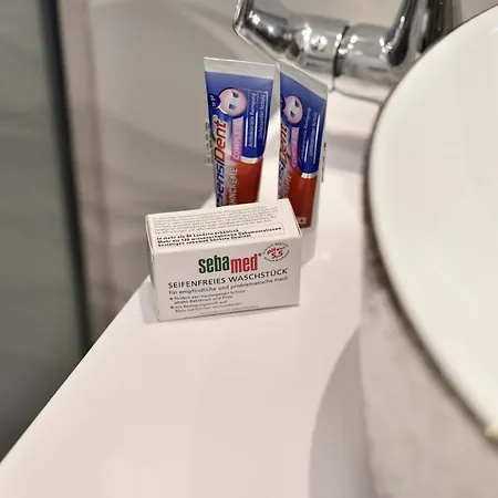 Deluxe Korina & Ramona 4*