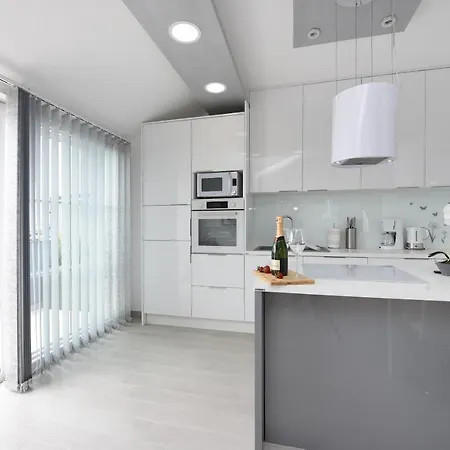 Casa de hóspedes Deluxe Korina & Ramona 3*