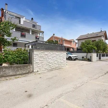 Deluxe Korina & Ramona Gasthuis 4*